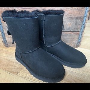 UGG Black Bailey Bow II Boots size 7